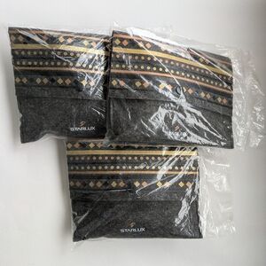 Starlux Three Travel Amenity Kits in Grey